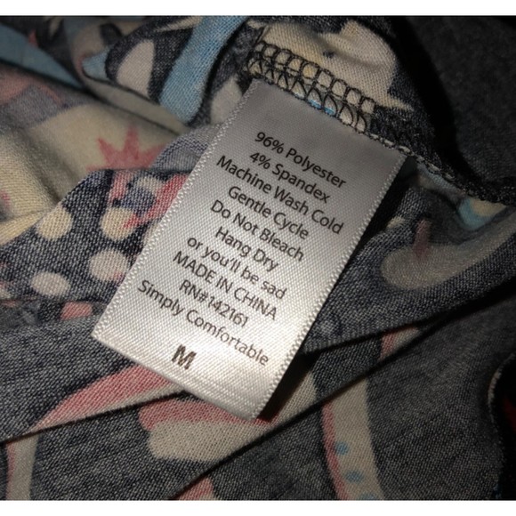 Lularoe Randy Raglan Top MEDIUM 3/4 Sleeve Patriotic Fireworks BANG POP BOOM USA - Picture 8 of 8